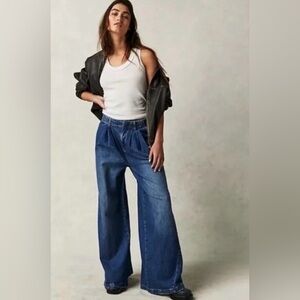 EUC Free People We The Free Equinox Denim Slouchy Wide Leg Trouser Jeans 29